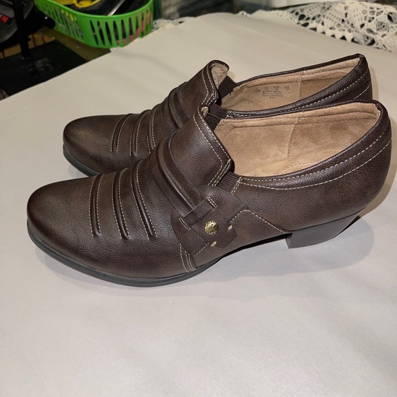 Naturalizer Kaz Women’s Loafer Brown Size 10M | Round Toe | 3” Block Heel | NEW - Picture 5 of 9